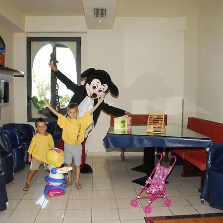 Hotel Nettuno Cattolica Dış mekan fotoğraf
