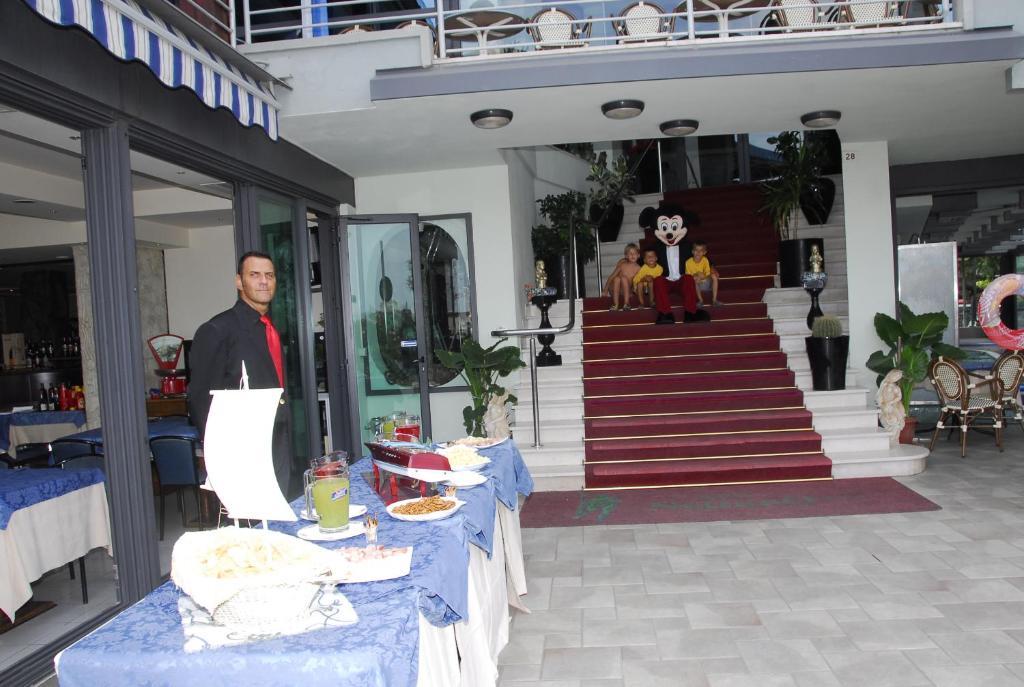 Hotel Nettuno Cattolica Dış mekan fotoğraf