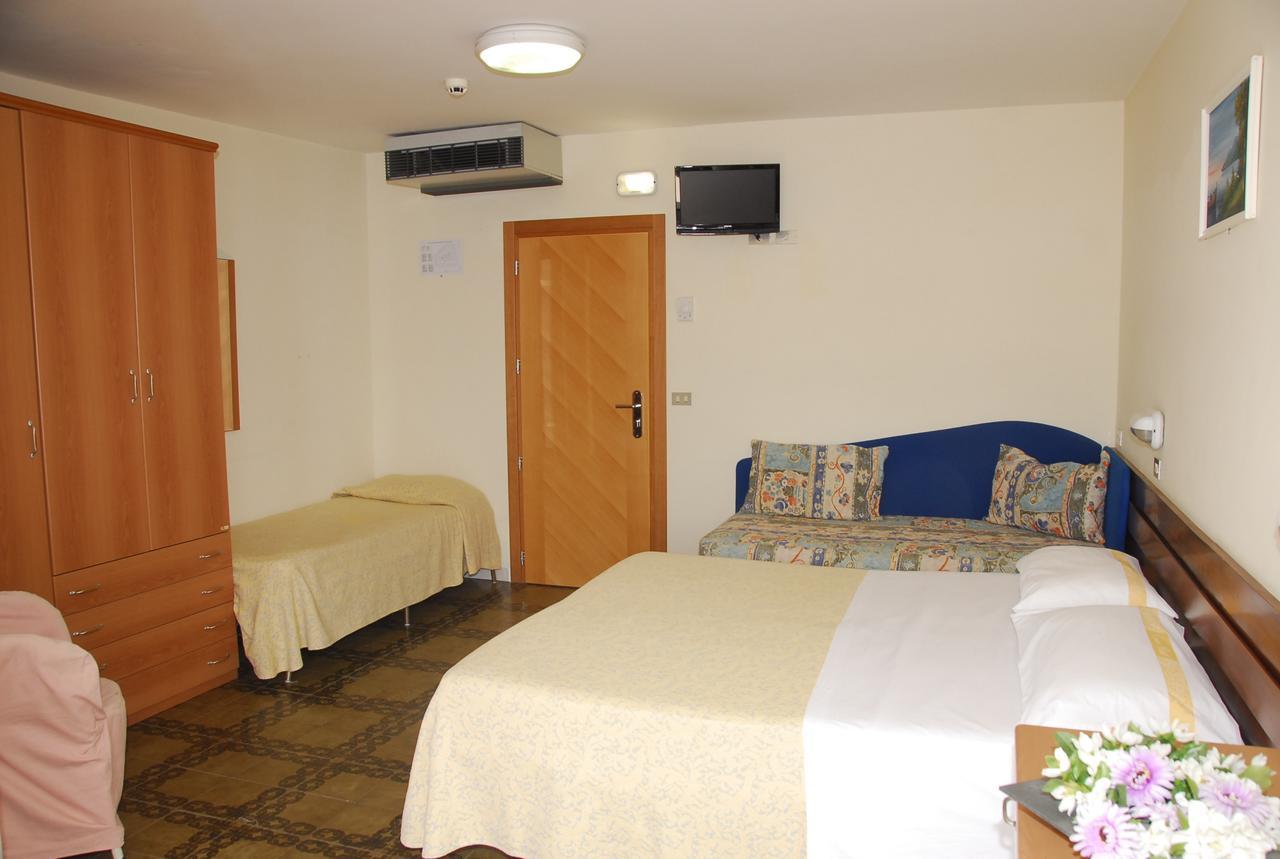 Hotel Nettuno Cattolica Dış mekan fotoğraf