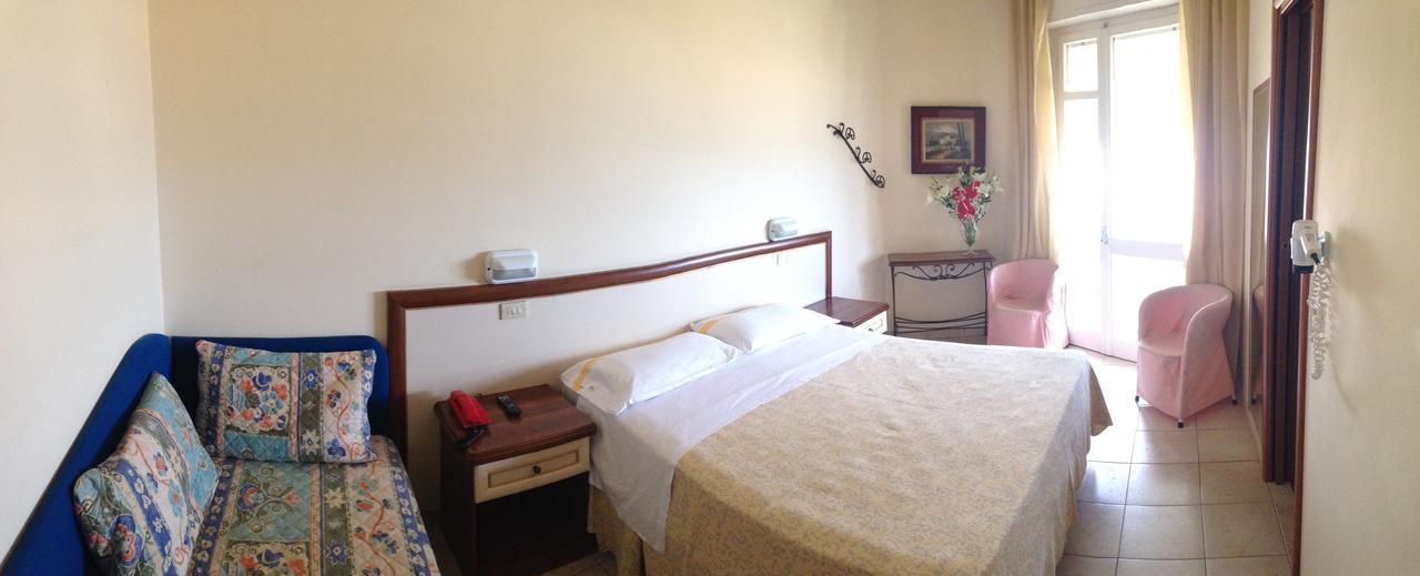 Hotel Nettuno Cattolica Dış mekan fotoğraf
