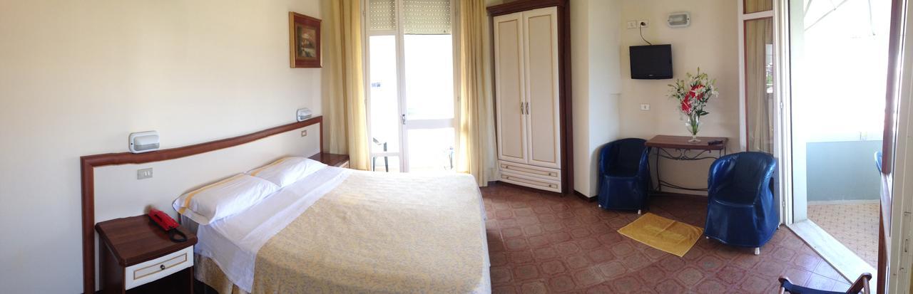 Hotel Nettuno Cattolica Dış mekan fotoğraf