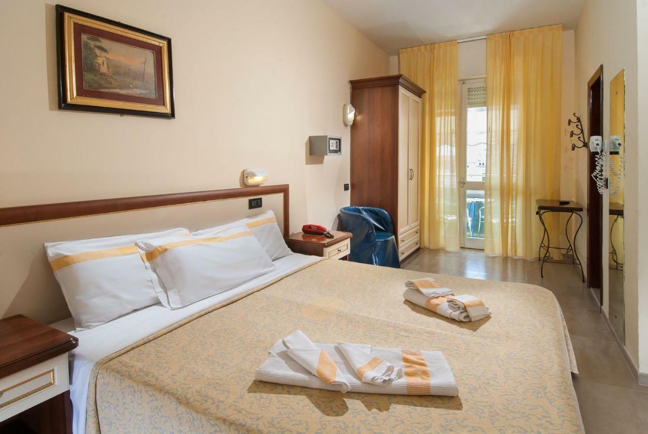 Hotel Nettuno Cattolica Dış mekan fotoğraf